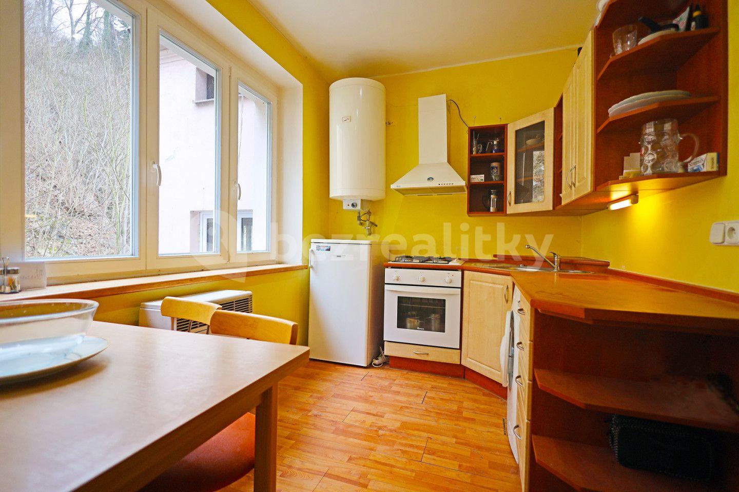 Prodej bytu 3+1 74 m², Vřídelní, Karlovy Vary, Karlovarský kraj