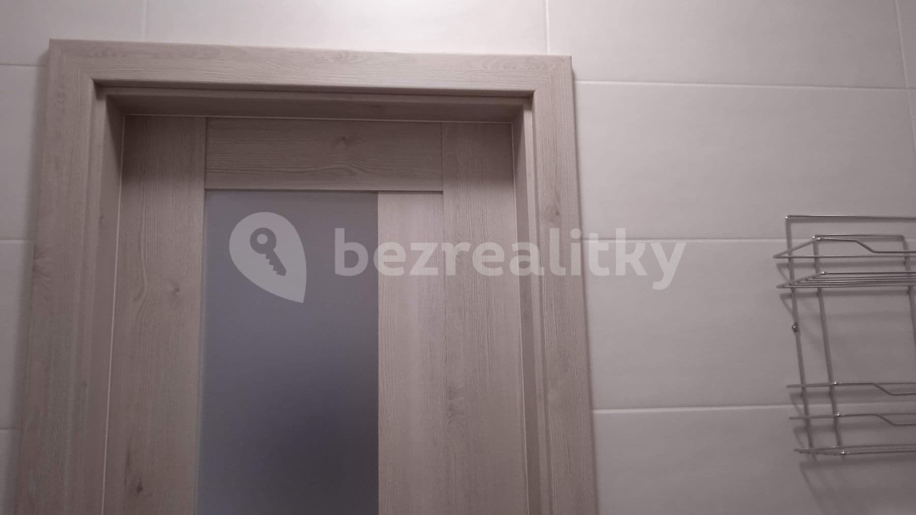 Pronájem bytu 1+1 40 m², Toužimská, Plzeň, Plzeňský kraj Pronájem bytu 1+1 40 m², Toužimská, Plzeň, Plzeňský kraj