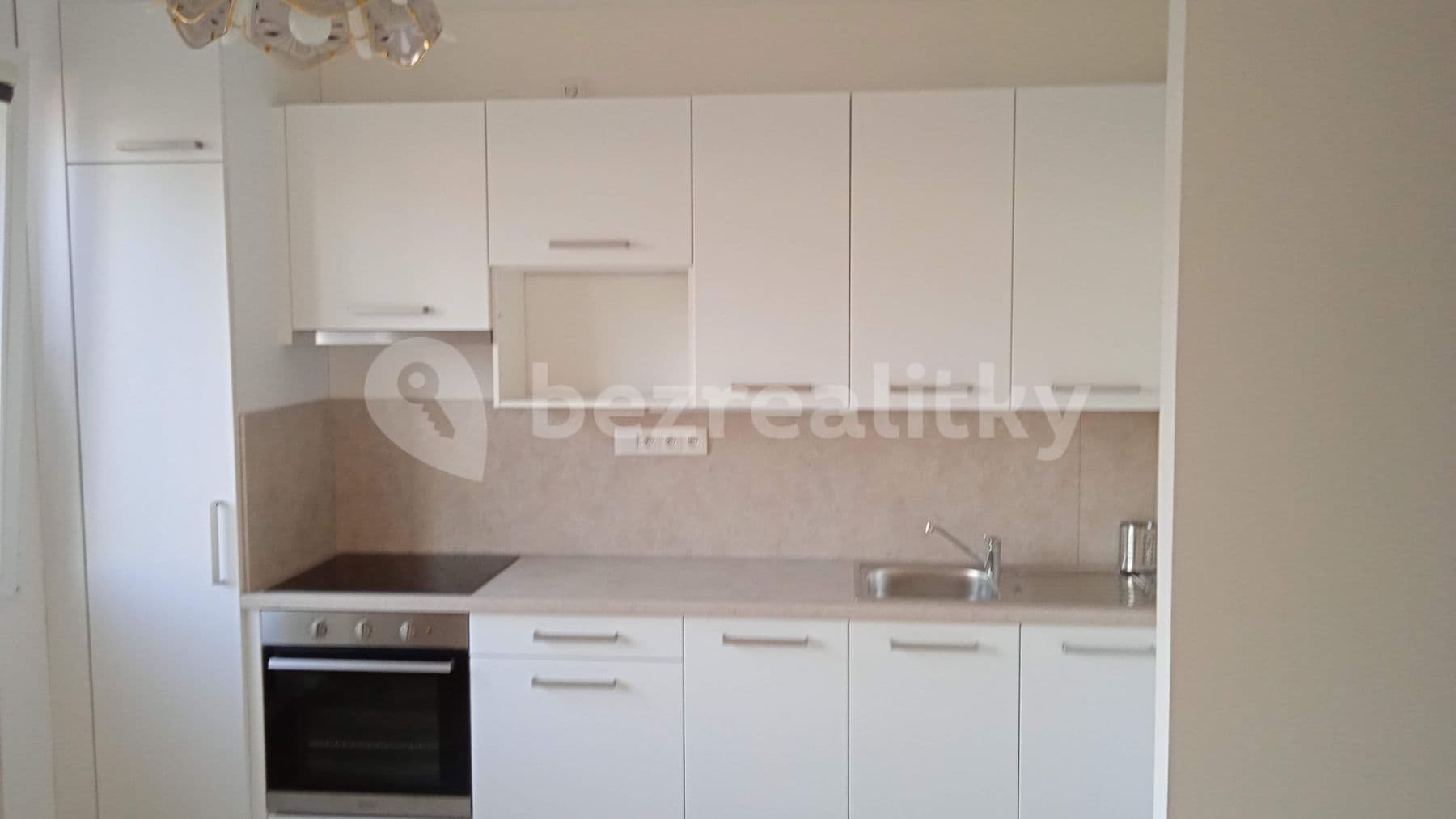 Pronájem bytu 1+1 40 m², Toužimská, Plzeň, Plzeňský kraj Pronájem bytu 1+1 40 m², Toužimská, Plzeň, Plzeňský kraj