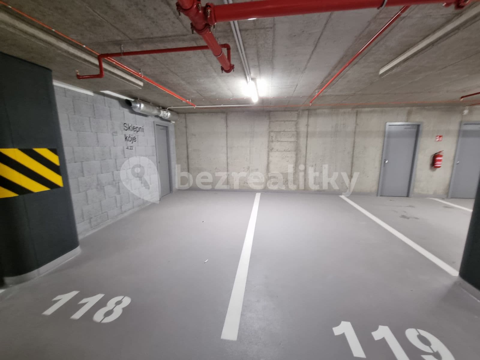 Pronájem bytu 2+kk 52 m², Dělnická, Praha, Praha Pronájem bytu 2+kk 52 m², Dělnická, Praha, Praha