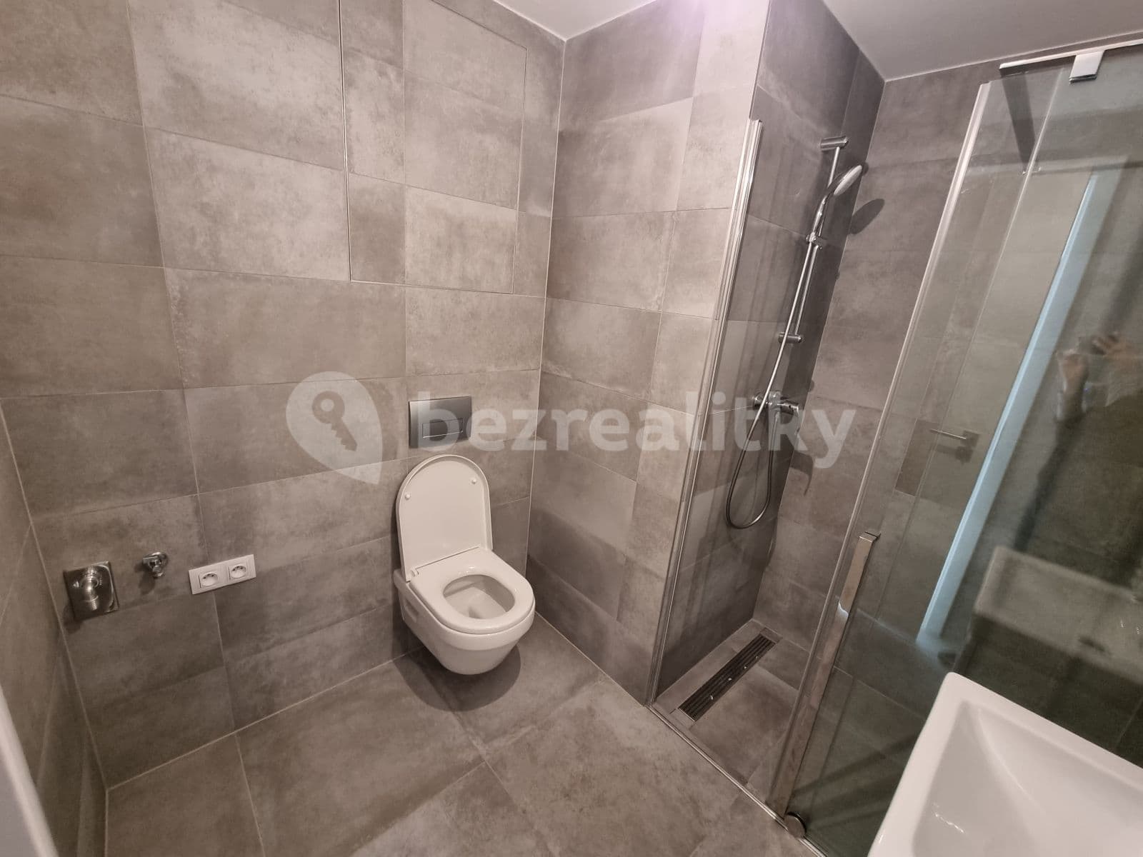 Pronájem bytu 2+kk 52 m², Dělnická, Praha, Praha Pronájem bytu 2+kk 52 m², Dělnická, Praha, Praha