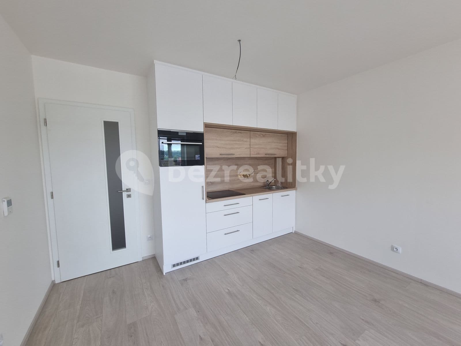 Pronájem bytu 2+kk 52 m², Dělnická, Praha, Praha Pronájem bytu 2+kk 52 m², Dělnická, Praha, Praha