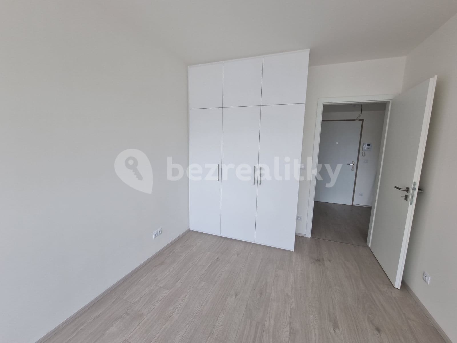 Pronájem bytu 2+kk 52 m², Dělnická, Praha, Praha Pronájem bytu 2+kk 52 m², Dělnická, Praha, Praha