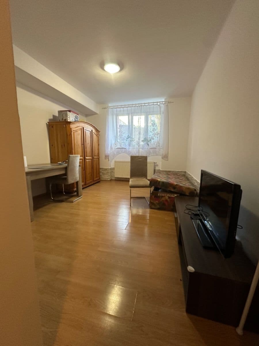 Pronájem bytu 2+1 55 m², Drahobejlova, Praha, Praha Pronájem bytu 2+1 55 m², Drahobejlova, Praha, Praha