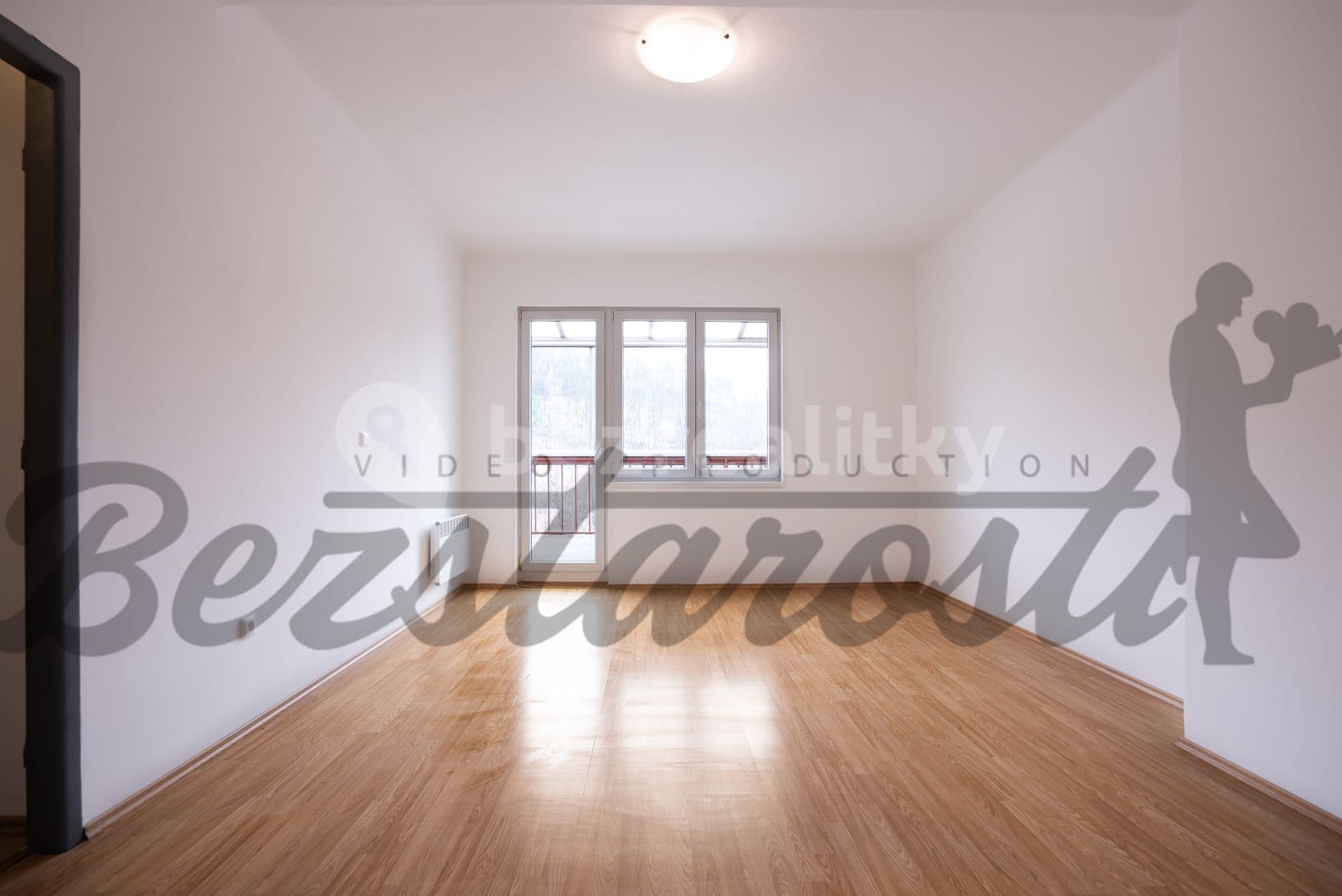 Pronájem bytu 1+1 34 m², Vrchlického, Praha, Praha Pronájem bytu 1+1 34 m², Vrchlického, Praha, Praha