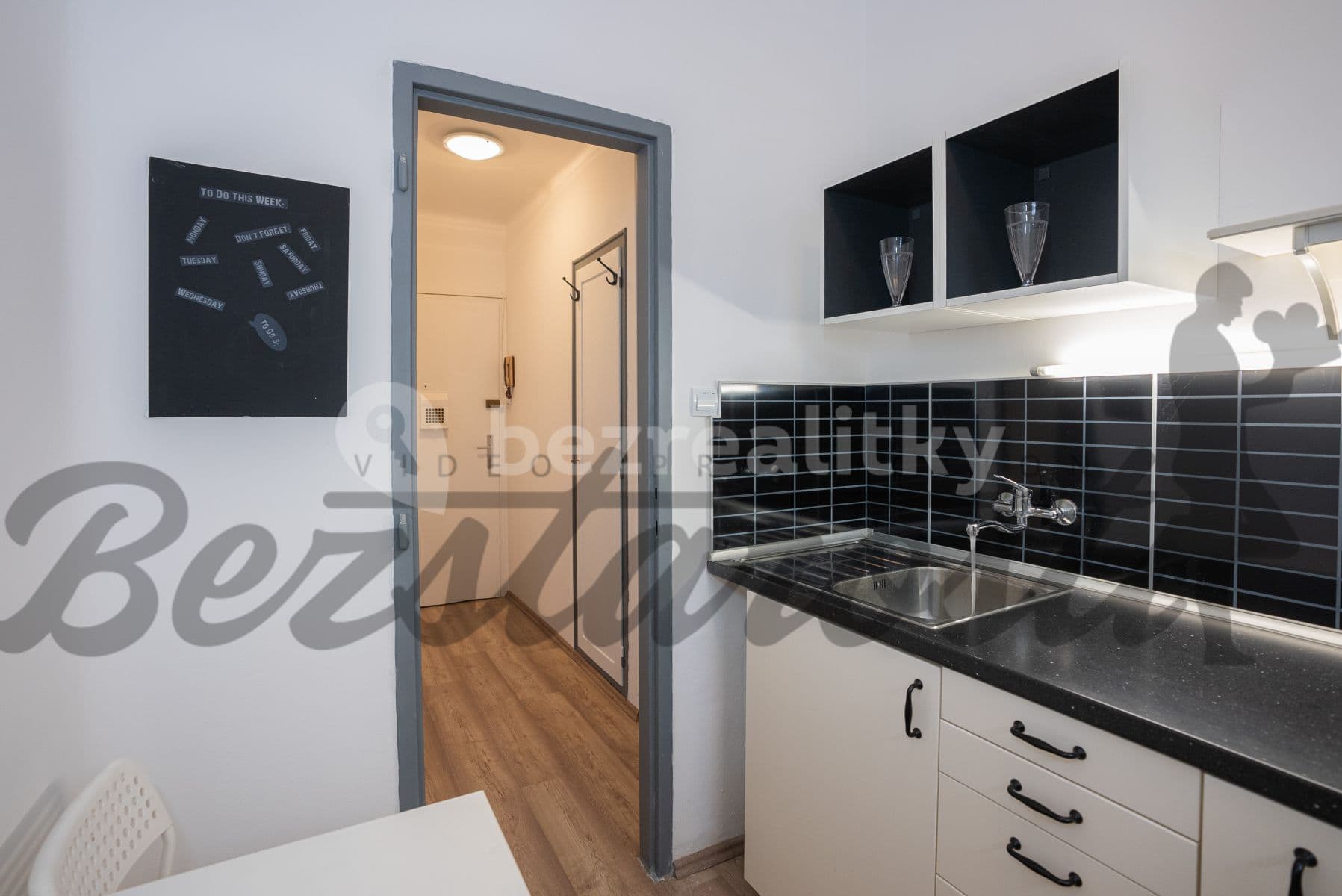Pronájem bytu 1+1 34 m², Vrchlického, Praha, Praha Pronájem bytu 1+1 34 m², Vrchlického, Praha, Praha