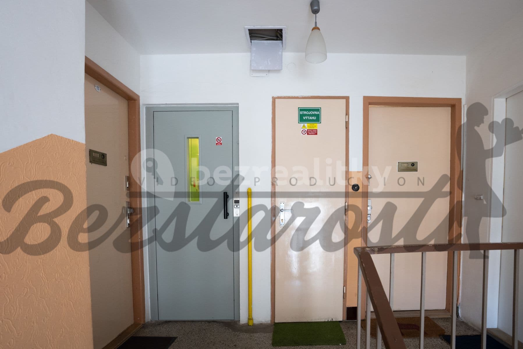 Pronájem bytu 1+1 34 m², Vrchlického, Praha, Praha Pronájem bytu 1+1 34 m², Vrchlického, Praha, Praha
