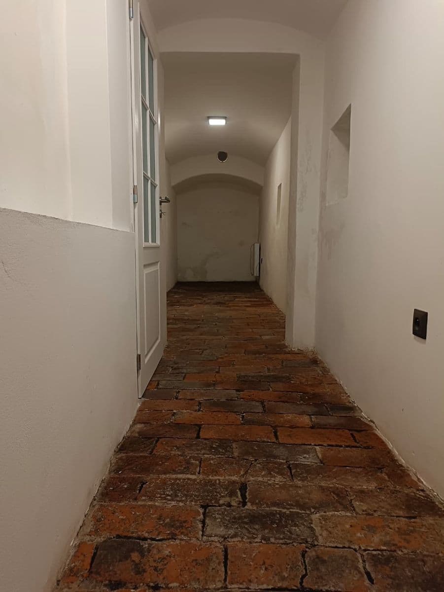 Prodej bytu 1+1 70 m², U Horní brány, Broumov, Královéhradecký kraj Prodej bytu 1+1 70 m², U Horní brány, Broumov, Královéhradecký kraj