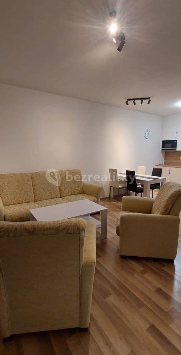 Pronájem bytu 2+kk 65 m², U Škol, Bučovice, Jihomoravský kraj Pronájem bytu 2+kk 65 m², U Škol, Bučovice, Jihomoravský kraj
