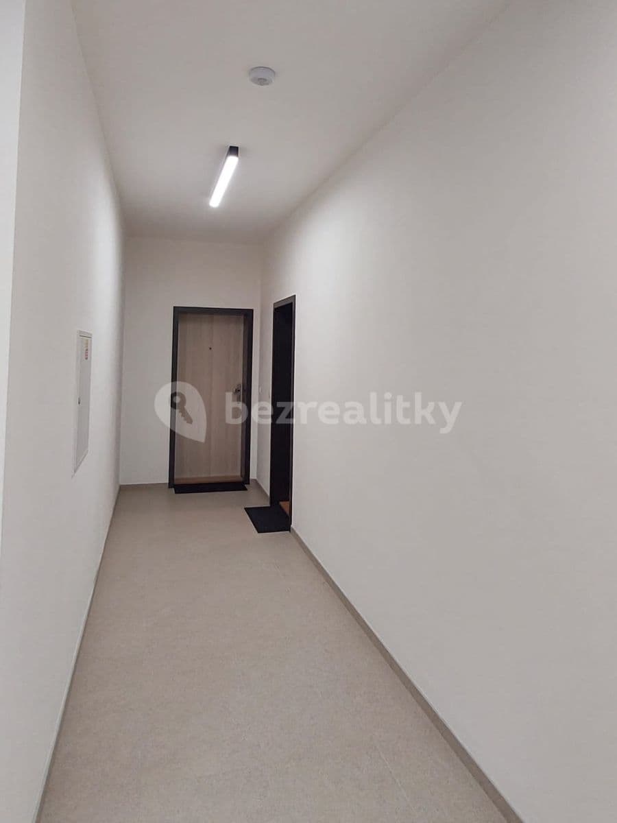 Pronájem bytu 2+kk 65 m², U Škol, Bučovice, Jihomoravský kraj Pronájem bytu 2+kk 65 m², U Škol, Bučovice, Jihomoravský kraj