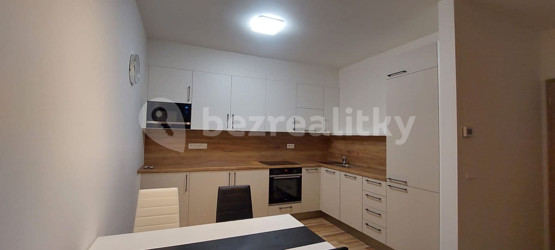 Pronájem bytu 2+kk 65 m², U Škol, Bučovice, Jihomoravský kraj Pronájem bytu 2+kk 65 m², U Škol, Bučovice, Jihomoravský kraj
