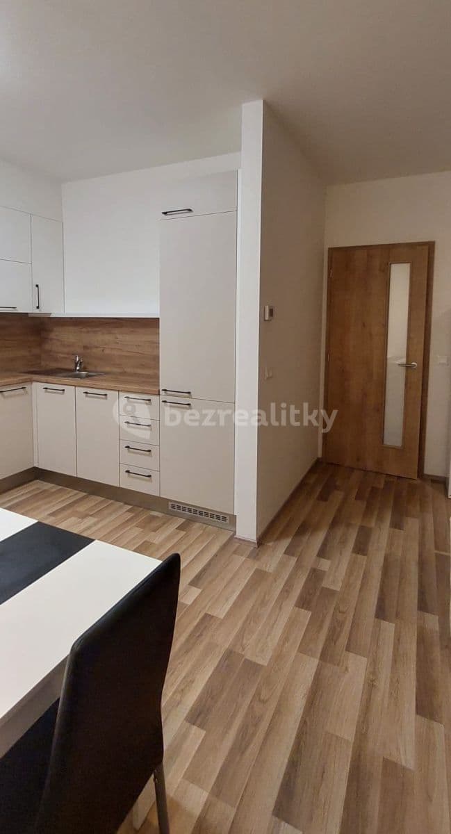 Pronájem bytu 2+kk 65 m², U Škol, Bučovice, Jihomoravský kraj Pronájem bytu 2+kk 65 m², U Škol, Bučovice, Jihomoravský kraj