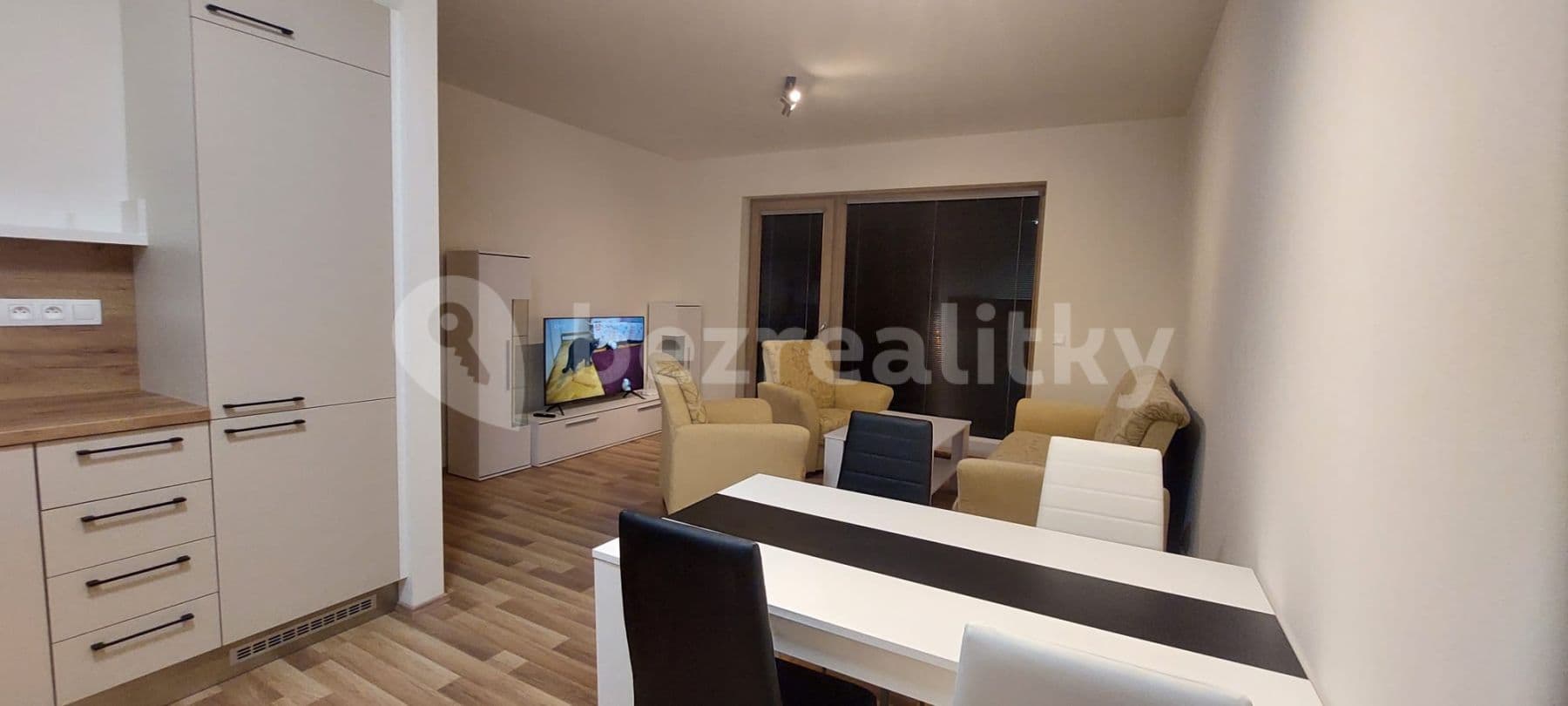 Pronájem bytu 2+kk 65 m², U Škol, Bučovice, Jihomoravský kraj Pronájem bytu 2+kk 65 m², U Škol, Bučovice, Jihomoravský kraj