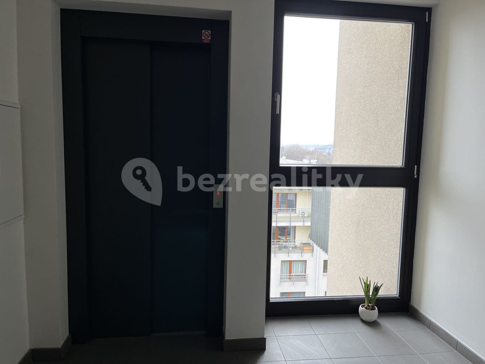 Pronájem bytu 2+kk 62 m², Sousedíkova, Praha, Praha Pronájem bytu 2+kk 62 m², Sousedíkova, Praha, Praha