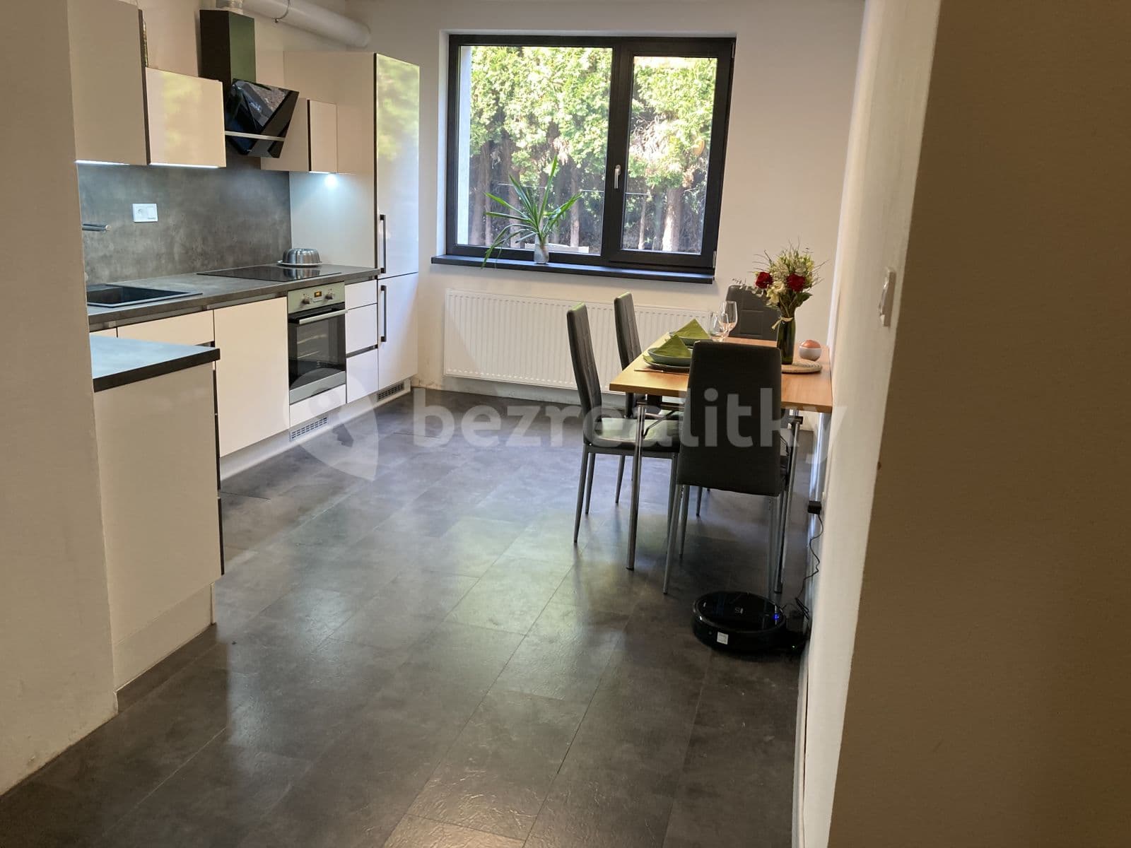 Pronájem bytu 2+1 85 m², Jiránkova, Brno, Jihomoravský kraj Pronájem bytu 2+1 85 m², Jiránkova, Brno, Jihomoravský kraj