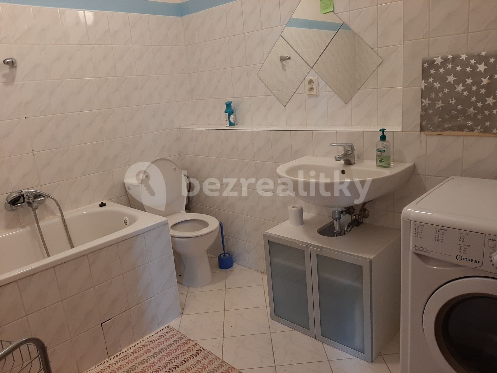 Pronájem bytu 2+kk 41 m², Högerova, Praha, Praha Pronájem bytu 2+kk 41 m², Högerova, Praha, Praha