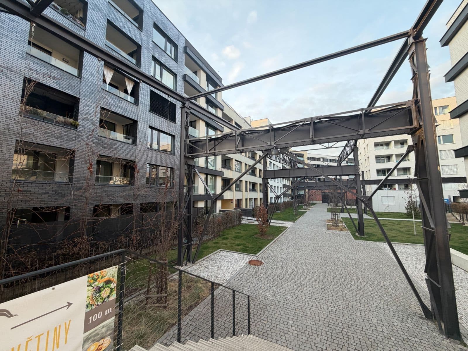 Pronájem bytu 2+kk 47 m², U Pergamenky, Praha, Praha Pronájem bytu 2+kk 47 m², U Pergamenky, Praha, Praha