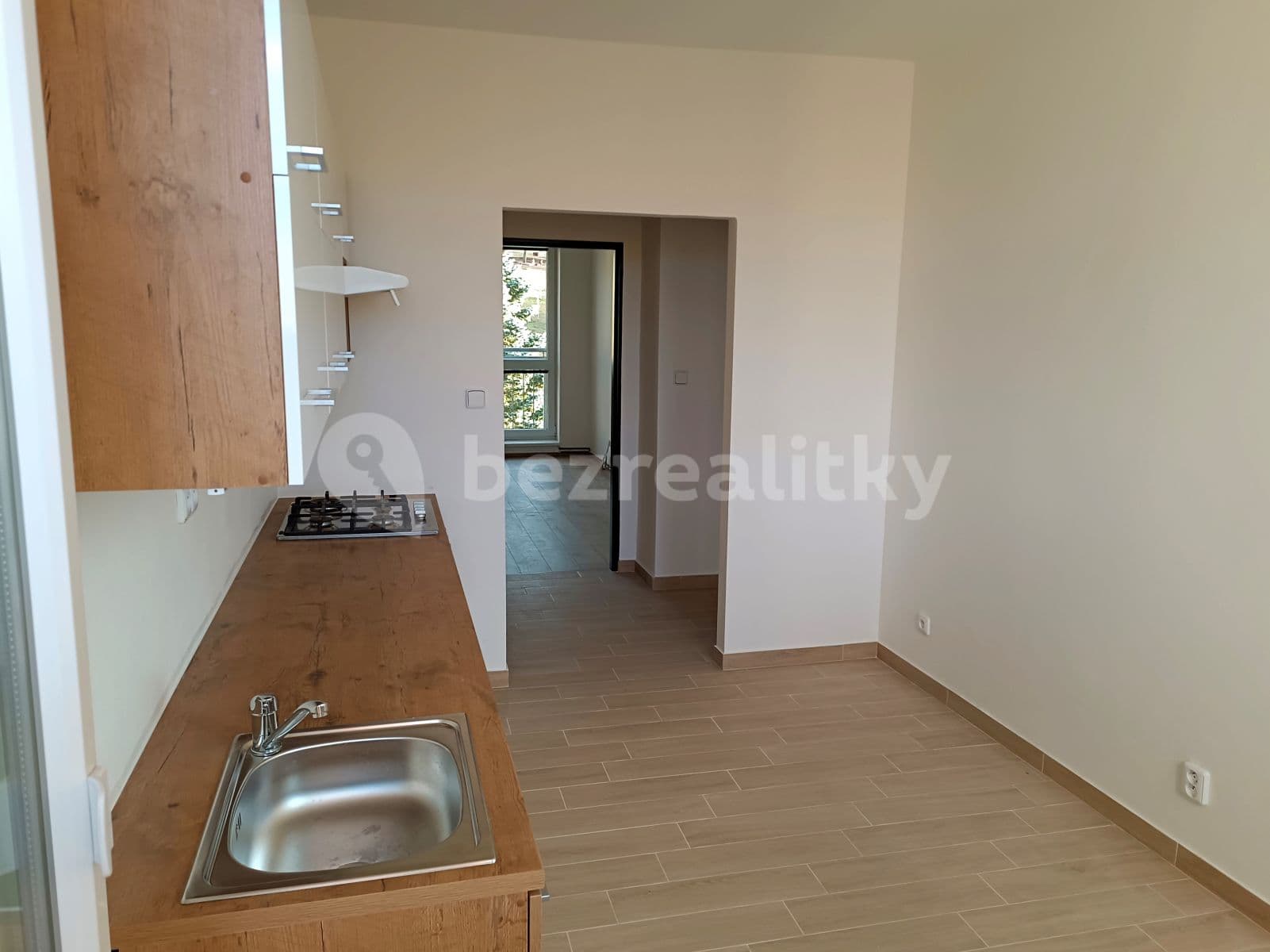 Pronájem bytu 3+1 79 m², Rohozec, Jihomoravský kraj Pronájem bytu 3+1 79 m², Rohozec, Jihomoravský kraj