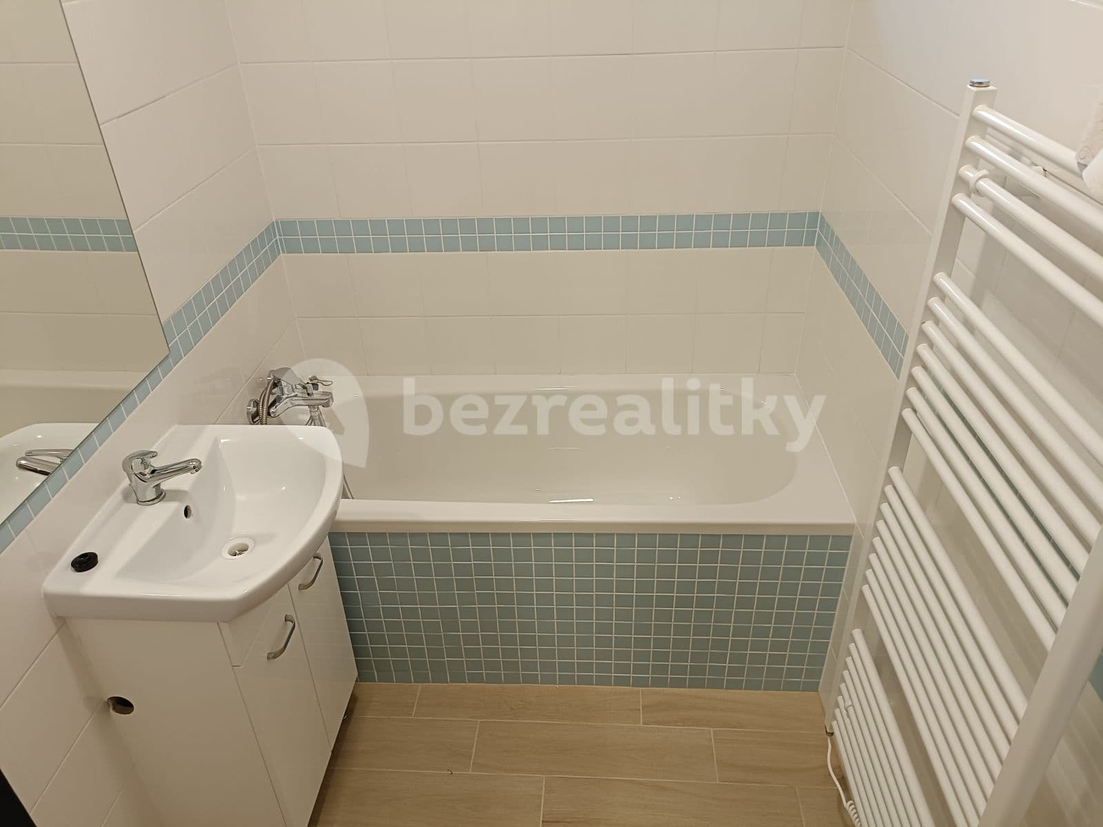 Pronájem bytu 3+1 79 m², Rohozec, Jihomoravský kraj Pronájem bytu 3+1 79 m², Rohozec, Jihomoravský kraj