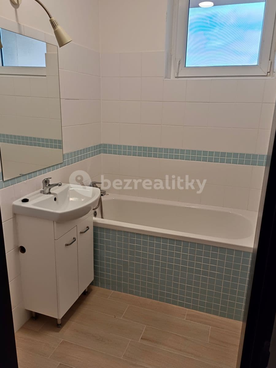 Pronájem bytu 3+1 79 m², Rohozec, Jihomoravský kraj Pronájem bytu 3+1 79 m², Rohozec, Jihomoravský kraj