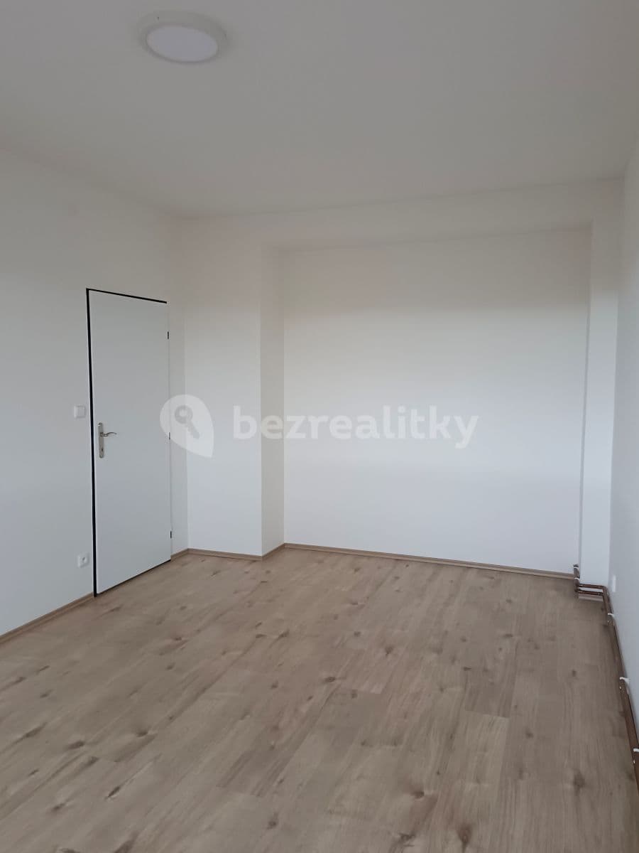 Pronájem bytu 3+1 79 m², Rohozec, Jihomoravský kraj Pronájem bytu 3+1 79 m², Rohozec, Jihomoravský kraj