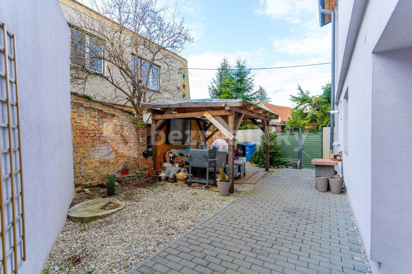 Prodej domu 182 m², pozemek 170 m², 8. května, Kostelec na Hané, Olomoucký kraj