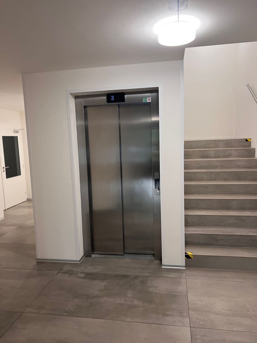 Pronájem bytu 2+kk 46 m², Žižkova, Horoměřice, Středočeský kraj Pronájem bytu 2+kk 46 m², Žižkova, Horoměřice, Středočeský kraj