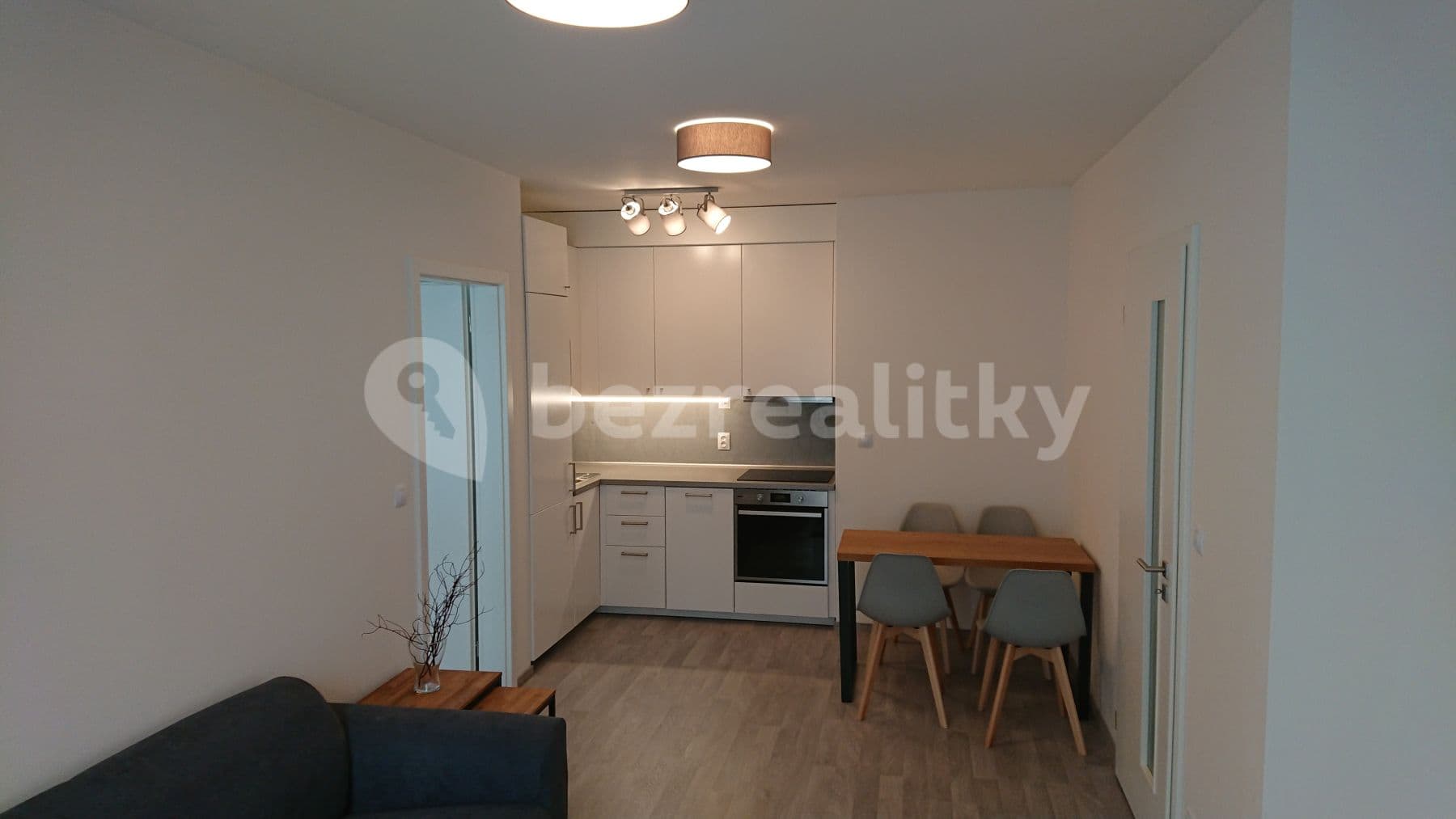 Pronájem bytu 2+kk 44 m², Olgy Havlové, Praha, Praha Pronájem bytu 2+kk 44 m², Olgy Havlové, Praha, Praha