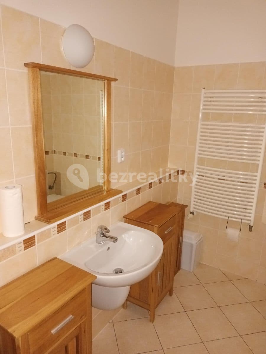 Pronájem bytu 1+kk 39 m², Názovská, Praha, Praha Pronájem bytu 1+kk 39 m², Názovská, Praha, Praha