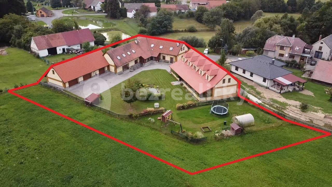 Prodej domu 764 m², pozemek 3.411 m², Nová Ves u Mladé Vožice, Jihočeský kraj