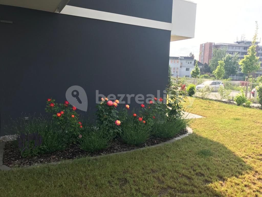 Pronájem bytu 2+kk 57 m², Cihlářská, Beroun, Středočeský kraj Pronájem bytu 2+kk 57 m², Cihlářská, Beroun, Středočeský kraj