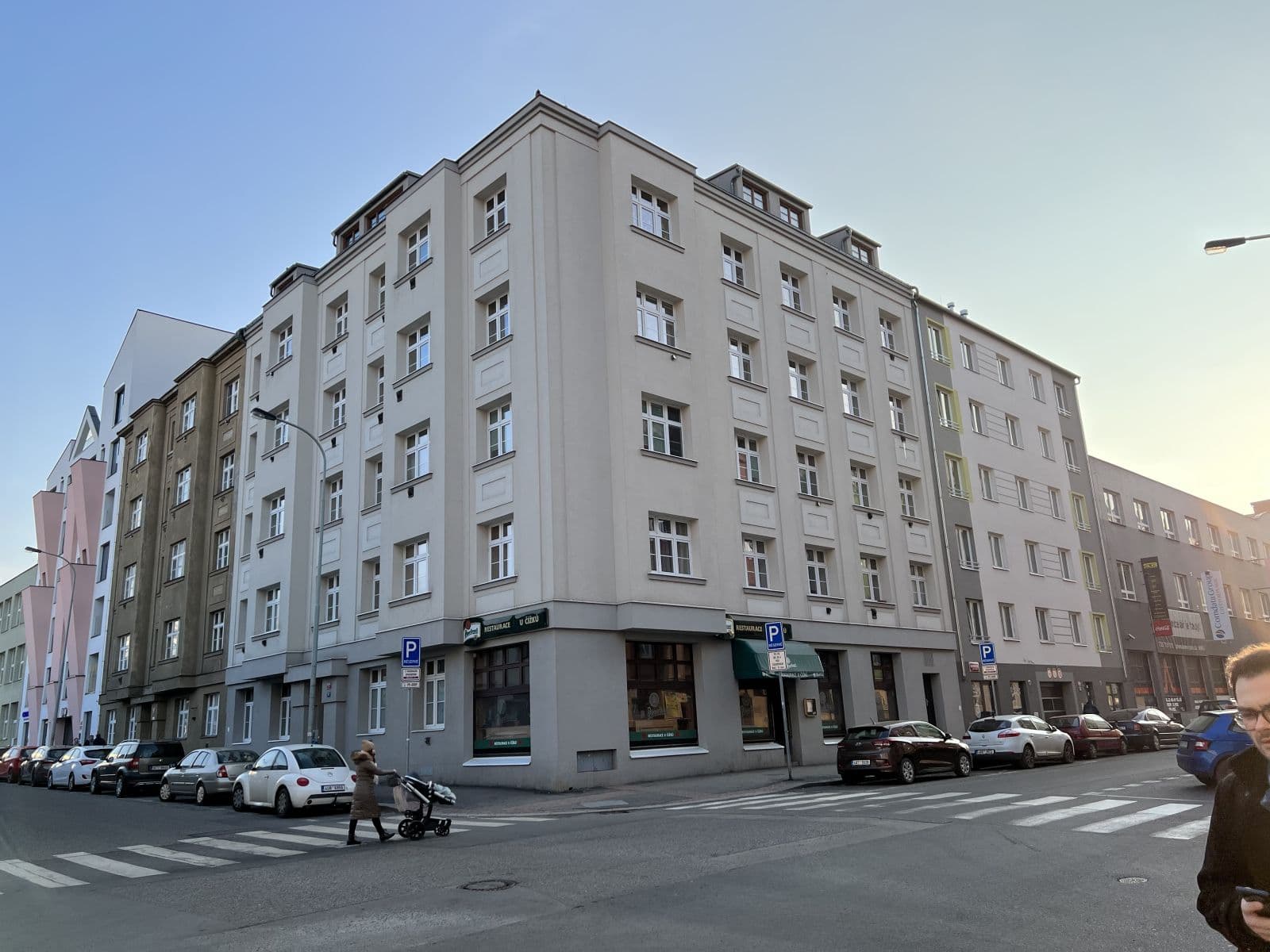 Pronájem bytu 1+kk 37 m², Kovářská, Praha, Praha Pronájem bytu 1+kk 37 m², Kovářská, Praha, Praha
