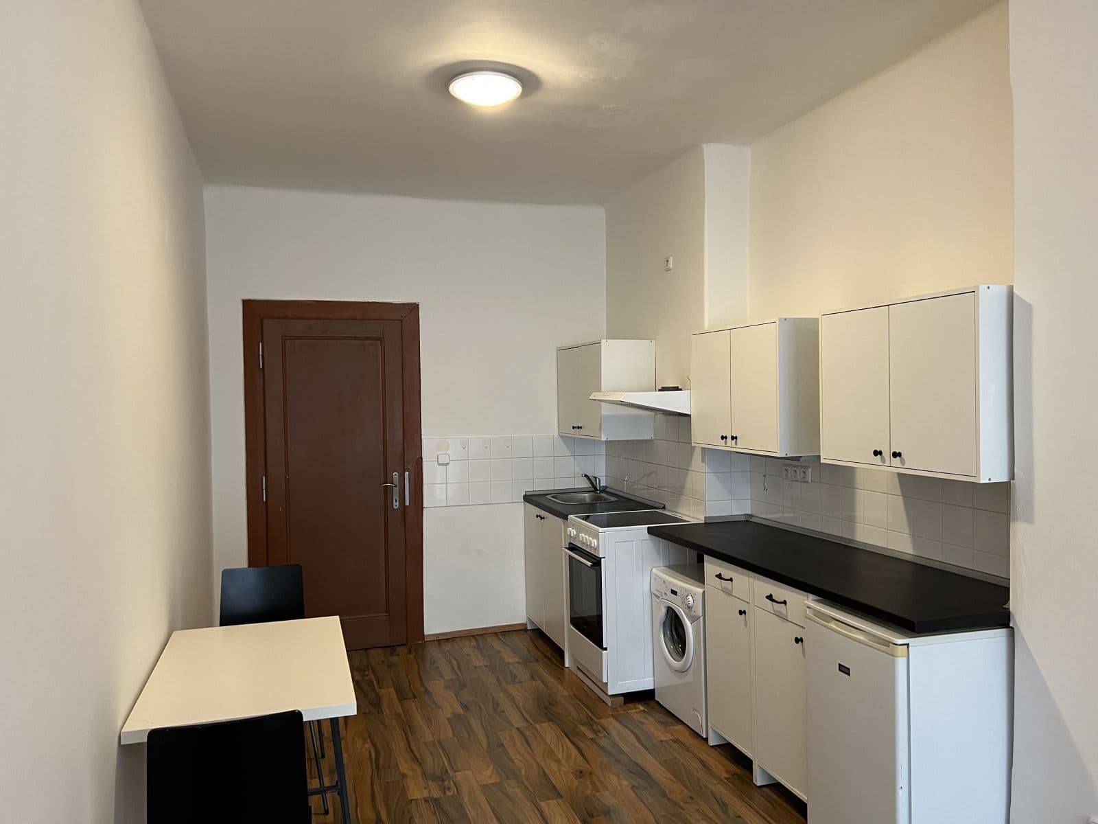 Pronájem bytu 1+kk 37 m², Kovářská, Praha, Praha Pronájem bytu 1+kk 37 m², Kovářská, Praha, Praha