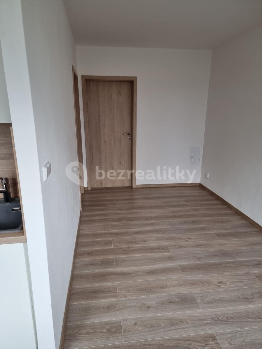 Pronájem bytu 3+kk 55 m², Školní, Rájec-Jestřebí, Jihomoravský kraj Pronájem bytu 3+kk 55 m², Školní, Rájec-Jestřebí, Jihomoravský kraj