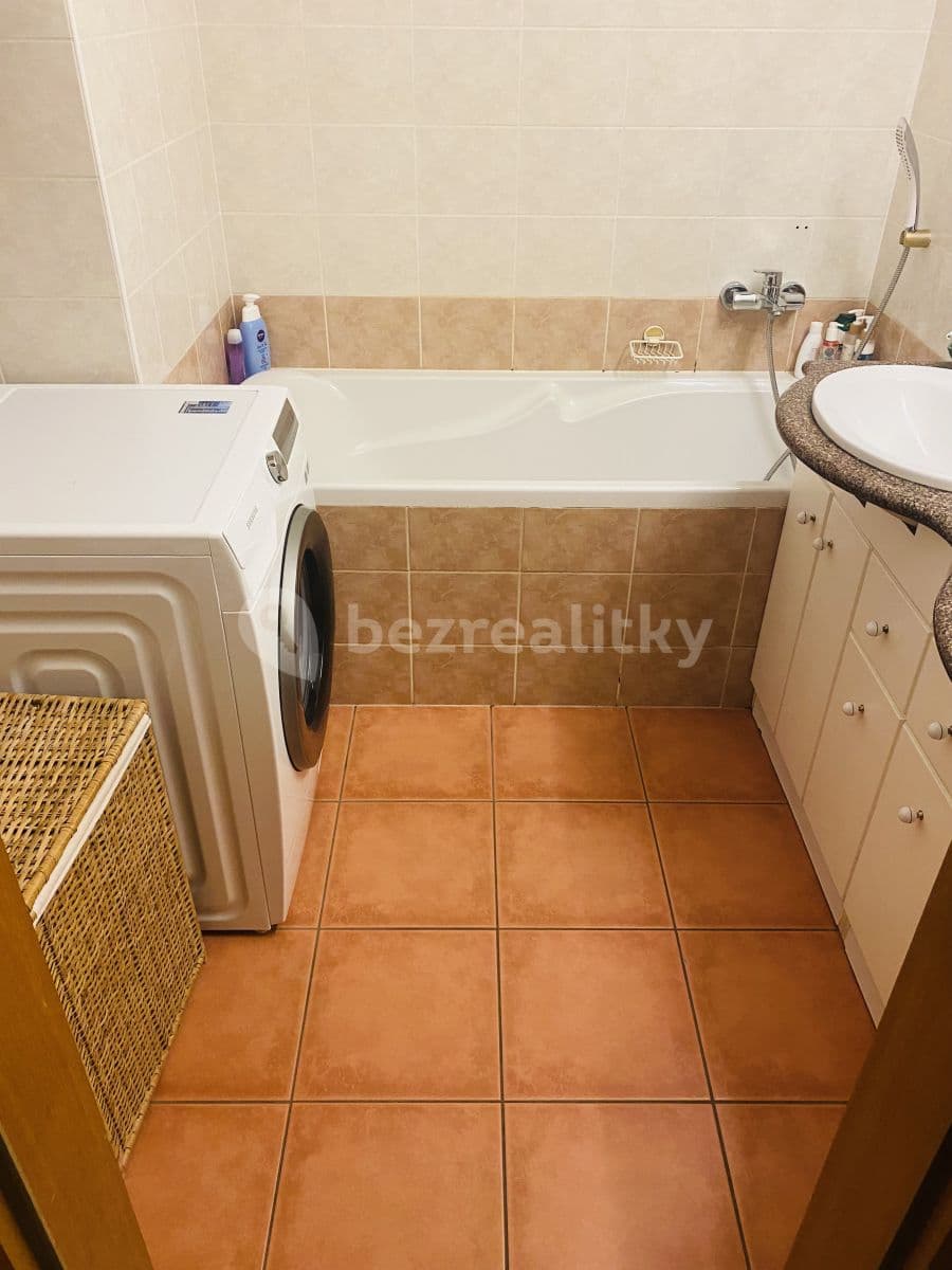 Pronájem bytu 3+kk 63 m², Na Kavčí skále, Říčany, Středočeský kraj Pronájem bytu 3+kk 63 m², Na Kavčí skále, Říčany, Středočeský kraj