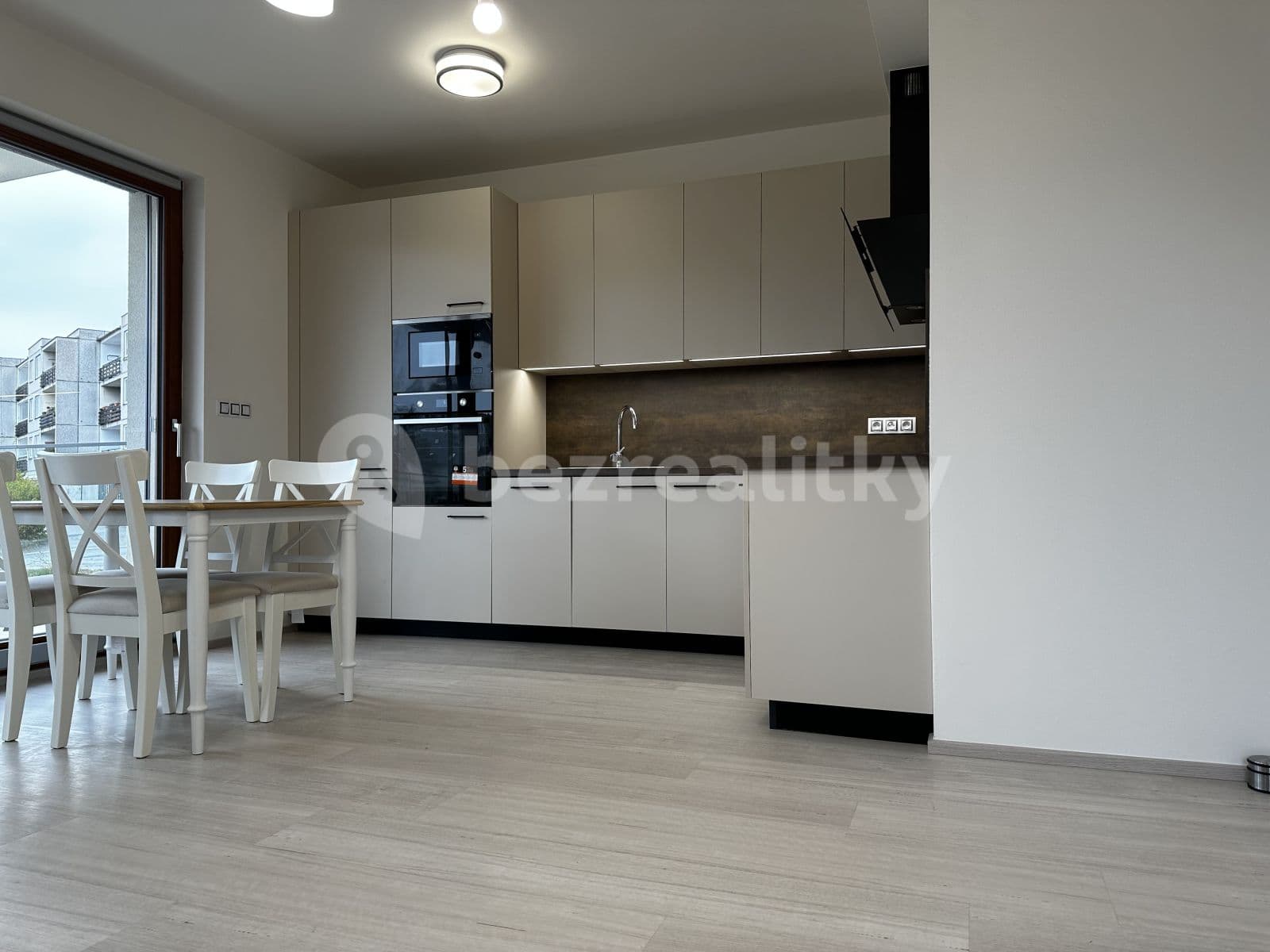 Pronájem bytu 2+kk 83 m², Lučištníků, Praha, Praha Pronájem bytu 2+kk 83 m², Lučištníků, Praha, Praha