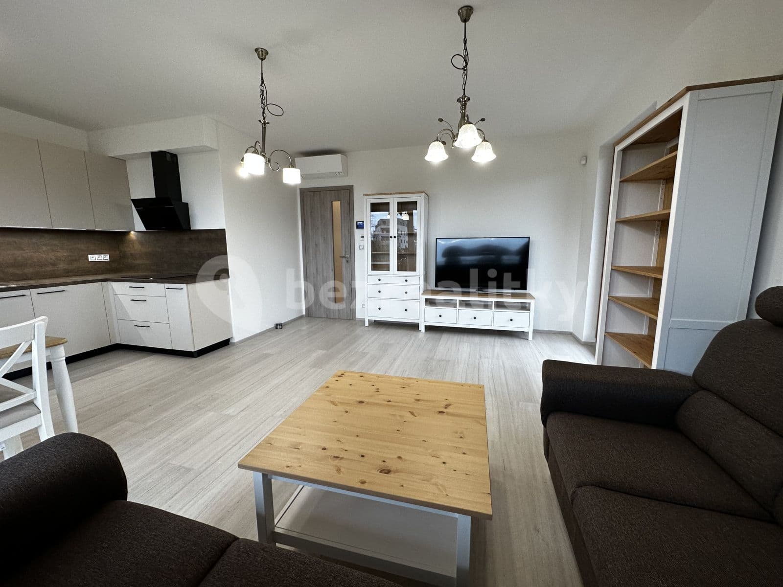 Pronájem bytu 2+kk 83 m², Lučištníků, Praha, Praha Pronájem bytu 2+kk 83 m², Lučištníků, Praha, Praha