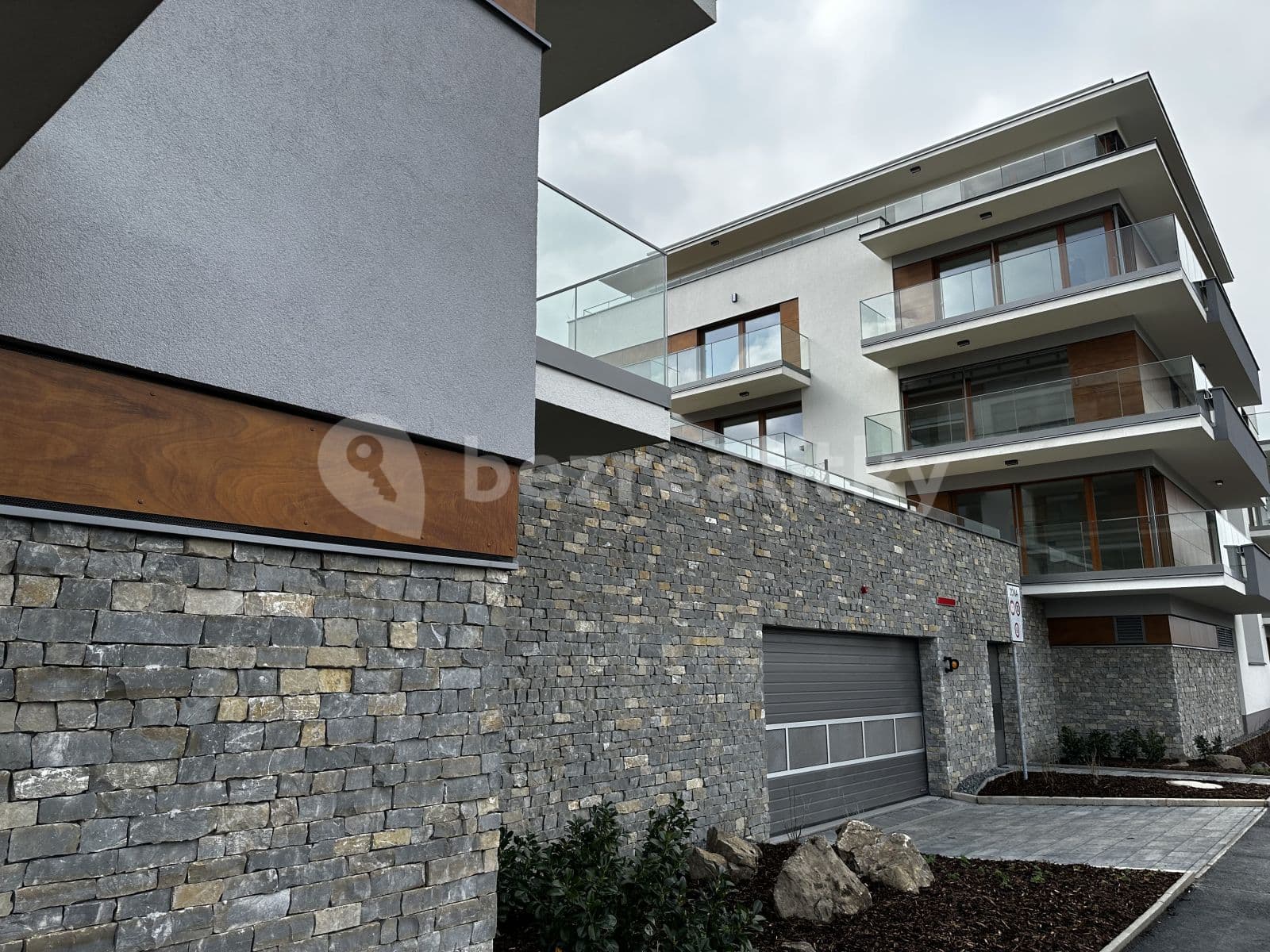 Pronájem bytu 2+kk 83 m², Lučištníků, Praha, Praha Pronájem bytu 2+kk 83 m², Lučištníků, Praha, Praha