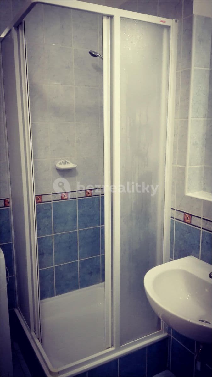Pronájem bytu 1+kk 30 m², Na Honech I, Zlín, Zlínský kraj Pronájem bytu 1+kk 30 m², Na Honech I, Zlín, Zlínský kraj
