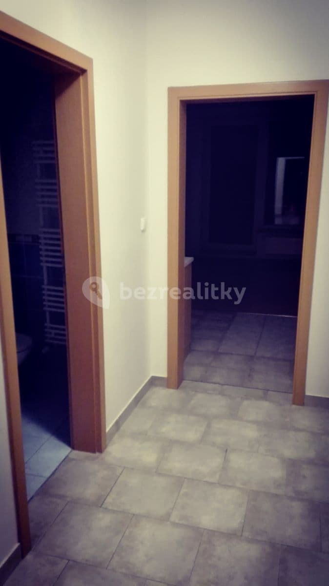 Pronájem bytu 1+kk 30 m², Na Honech I, Zlín, Zlínský kraj Pronájem bytu 1+kk 30 m², Na Honech I, Zlín, Zlínský kraj