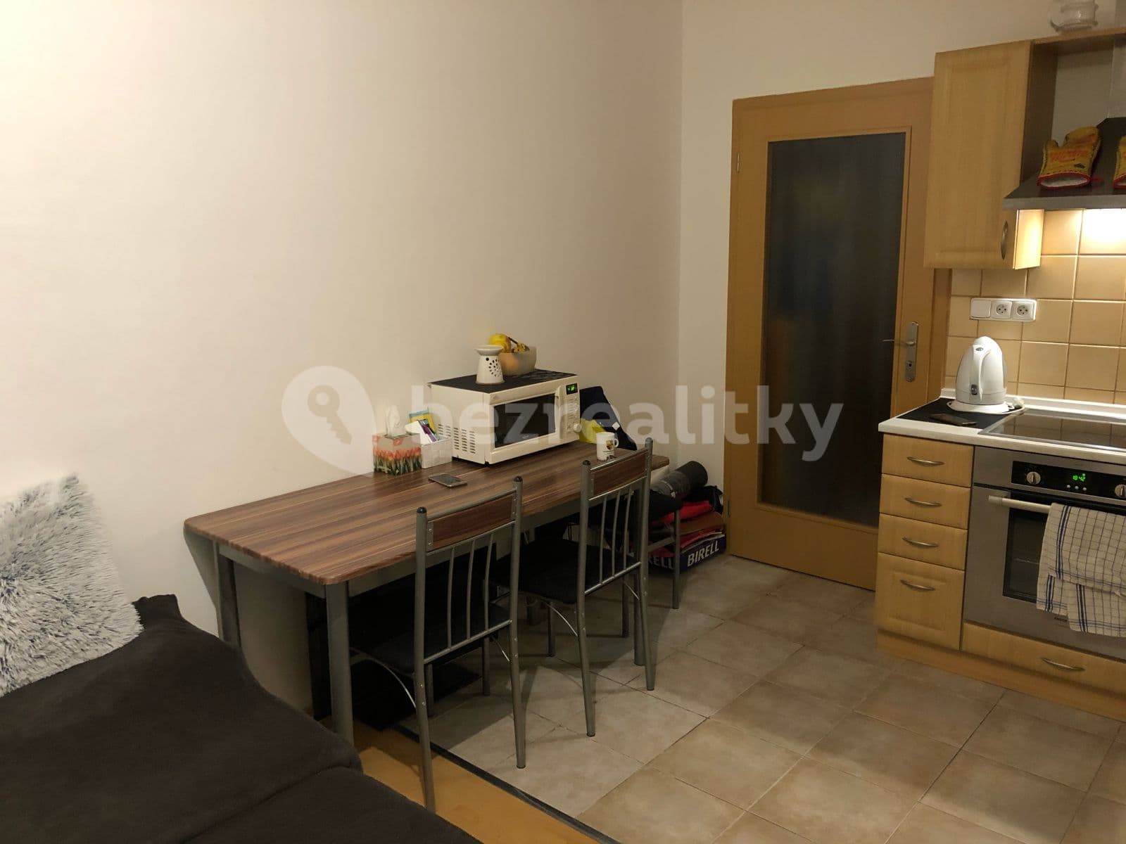 Pronájem bytu 1+kk 30 m², Na Honech I, Zlín, Zlínský kraj Pronájem bytu 1+kk 30 m², Na Honech I, Zlín, Zlínský kraj