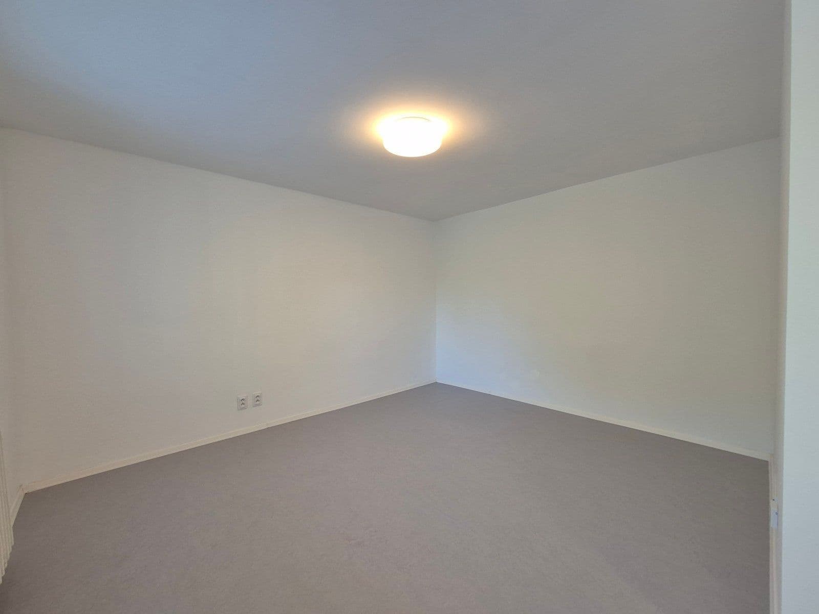 Pronájem bytu 1+kk 27 m², Opletalova, Havířov, Moravskoslezský kraj Pronájem bytu 1+kk 27 m², Opletalova, Havířov, Moravskoslezský kraj