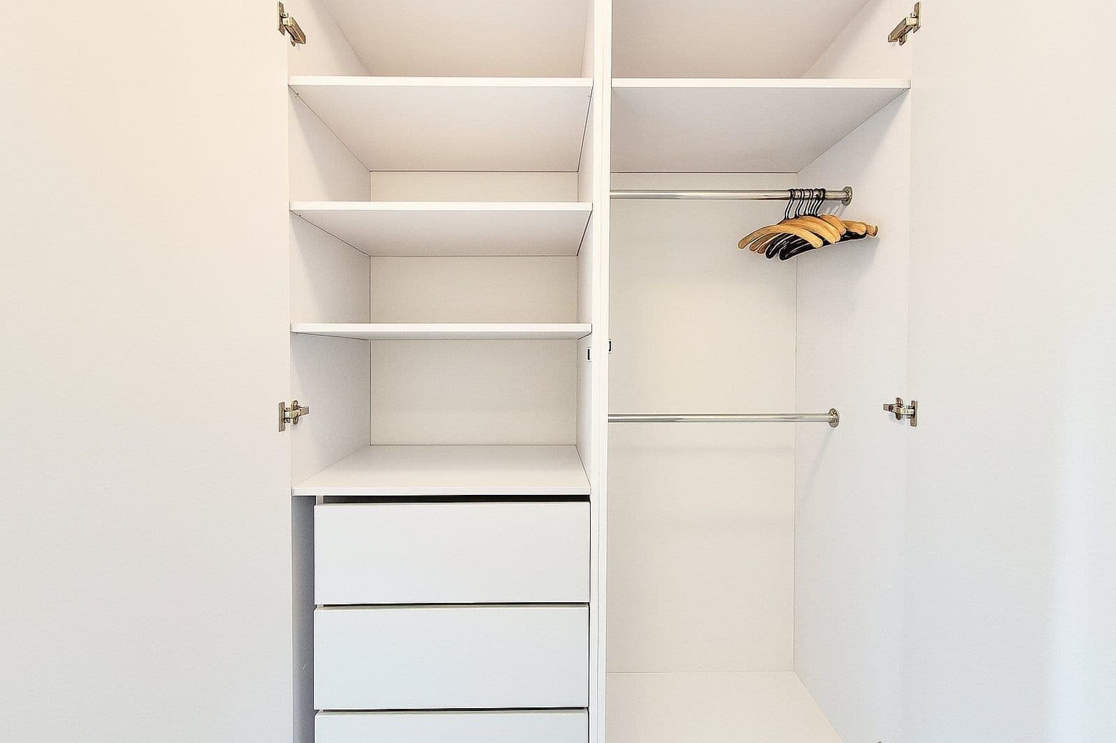 Pronájem bytu 1+kk 27 m², Opletalova, Havířov, Moravskoslezský kraj Pronájem bytu 1+kk 27 m², Opletalova, Havířov, Moravskoslezský kraj