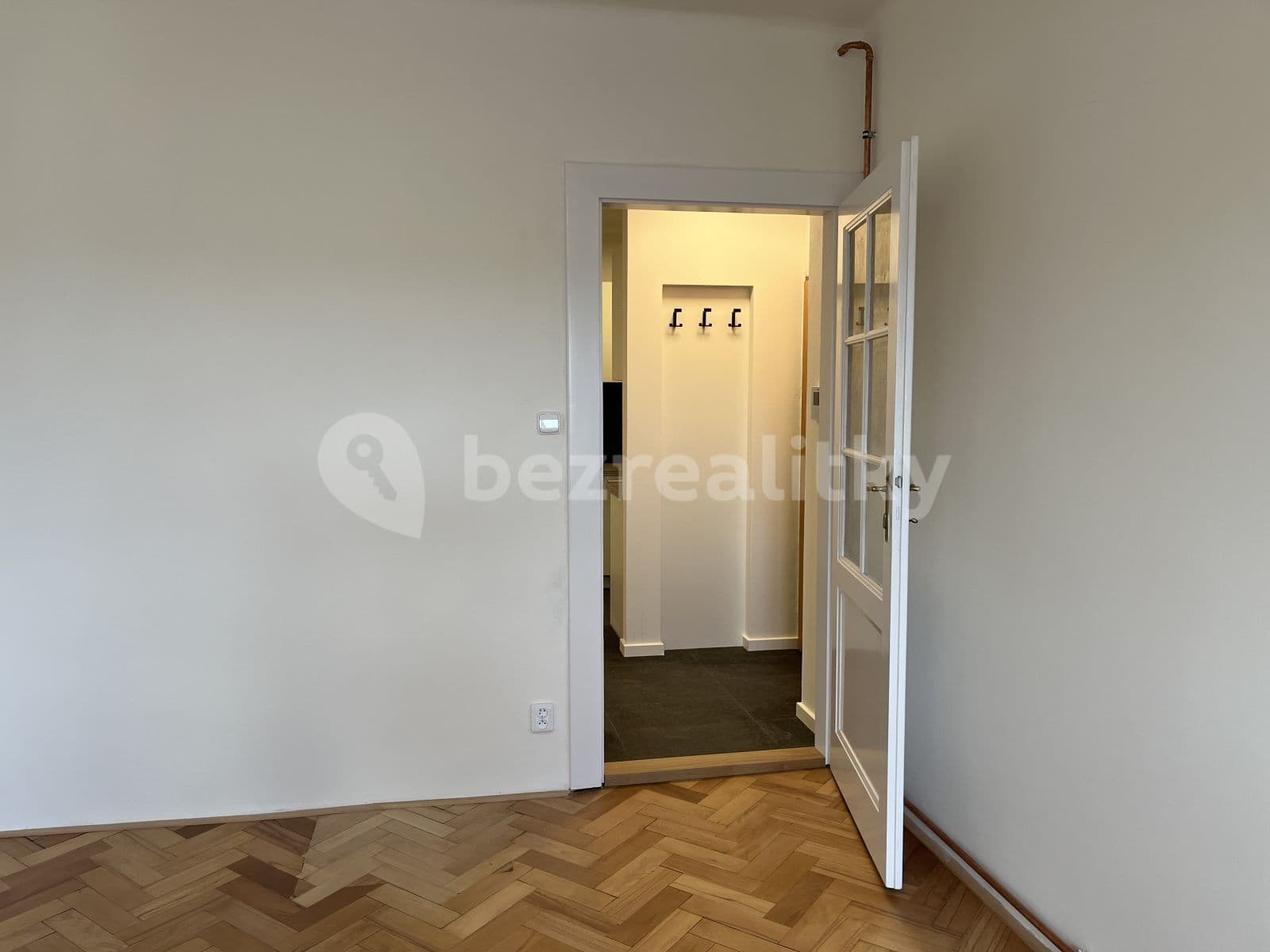 Pronájem bytu 2+1 53 m², Velehradská, Praha, Praha Pronájem bytu 2+1 53 m², Velehradská, Praha, Praha