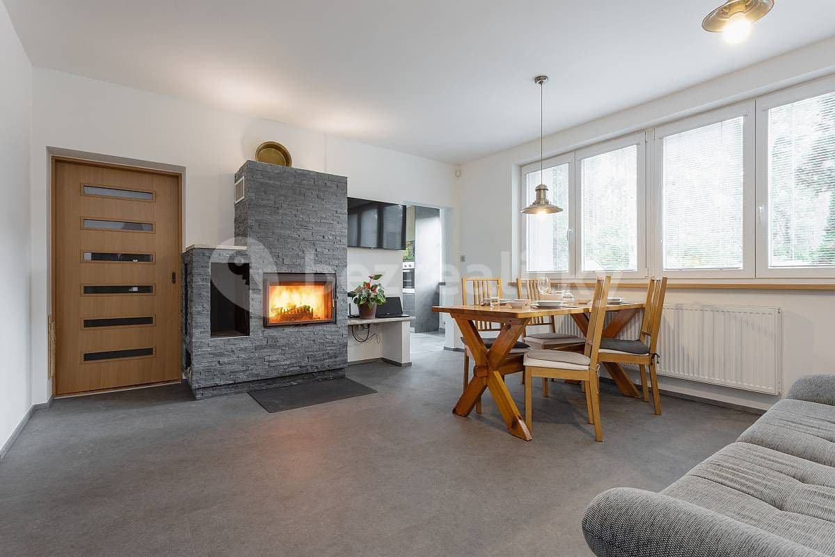 Pronájem chaty, chalupy, Lhota, Středočeský kraj Pronájem chaty, chalupy, Lhota, Středočeský kraj