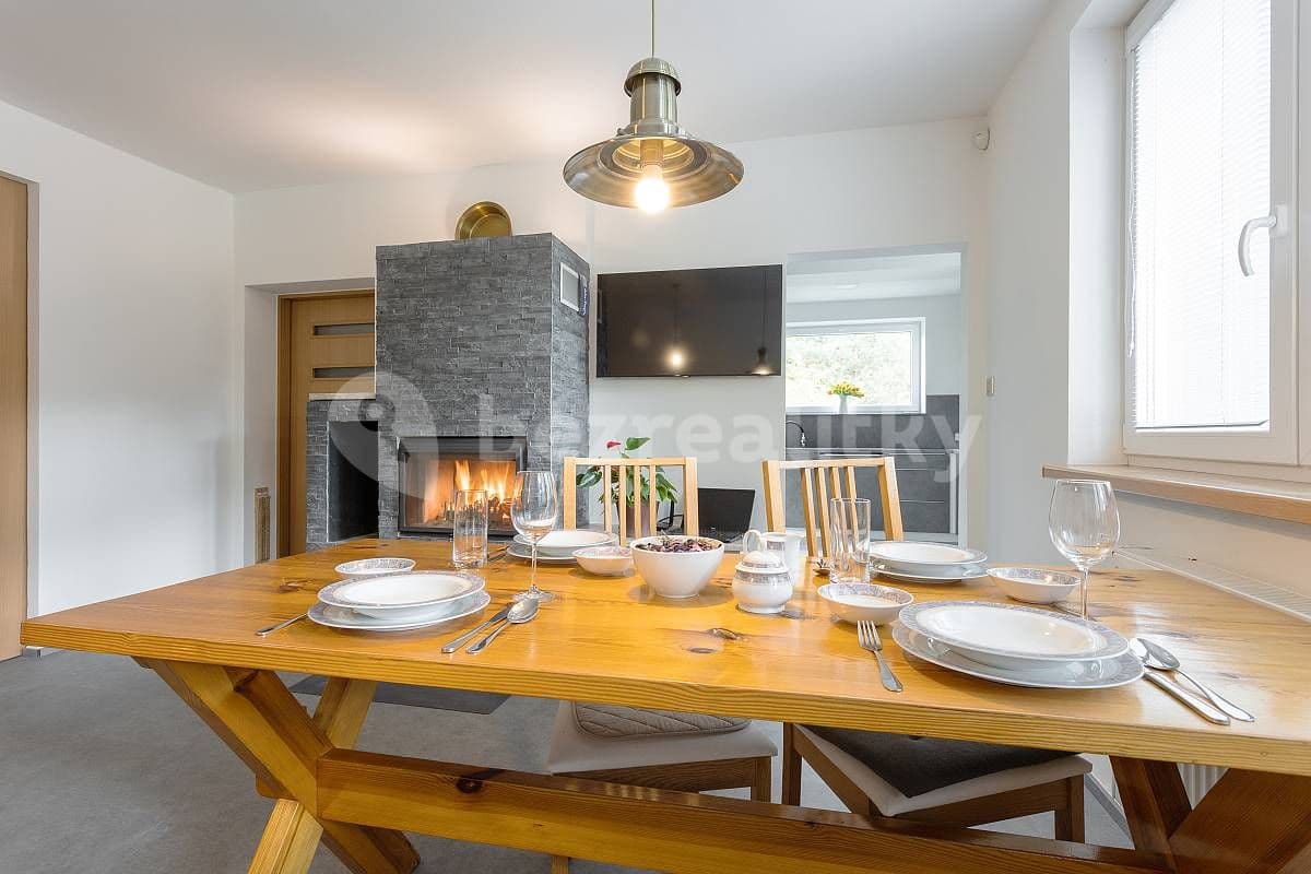 Pronájem chaty, chalupy, Lhota, Středočeský kraj Pronájem chaty, chalupy, Lhota, Středočeský kraj