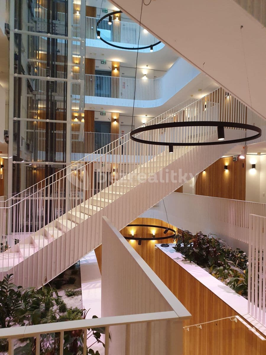 Pronájem bytu 1+kk 39 m², Pod Dálnicí, Praha, Praha Pronájem bytu 1+kk 39 m², Pod Dálnicí, Praha, Praha