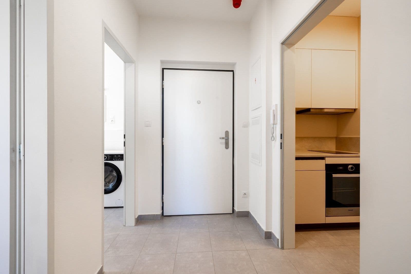 Pronájem bytu 2+1 43 m², Magisterská, Plzeň, Plzeňský kraj Pronájem bytu 2+1 43 m², Magisterská, Plzeň, Plzeňský kraj