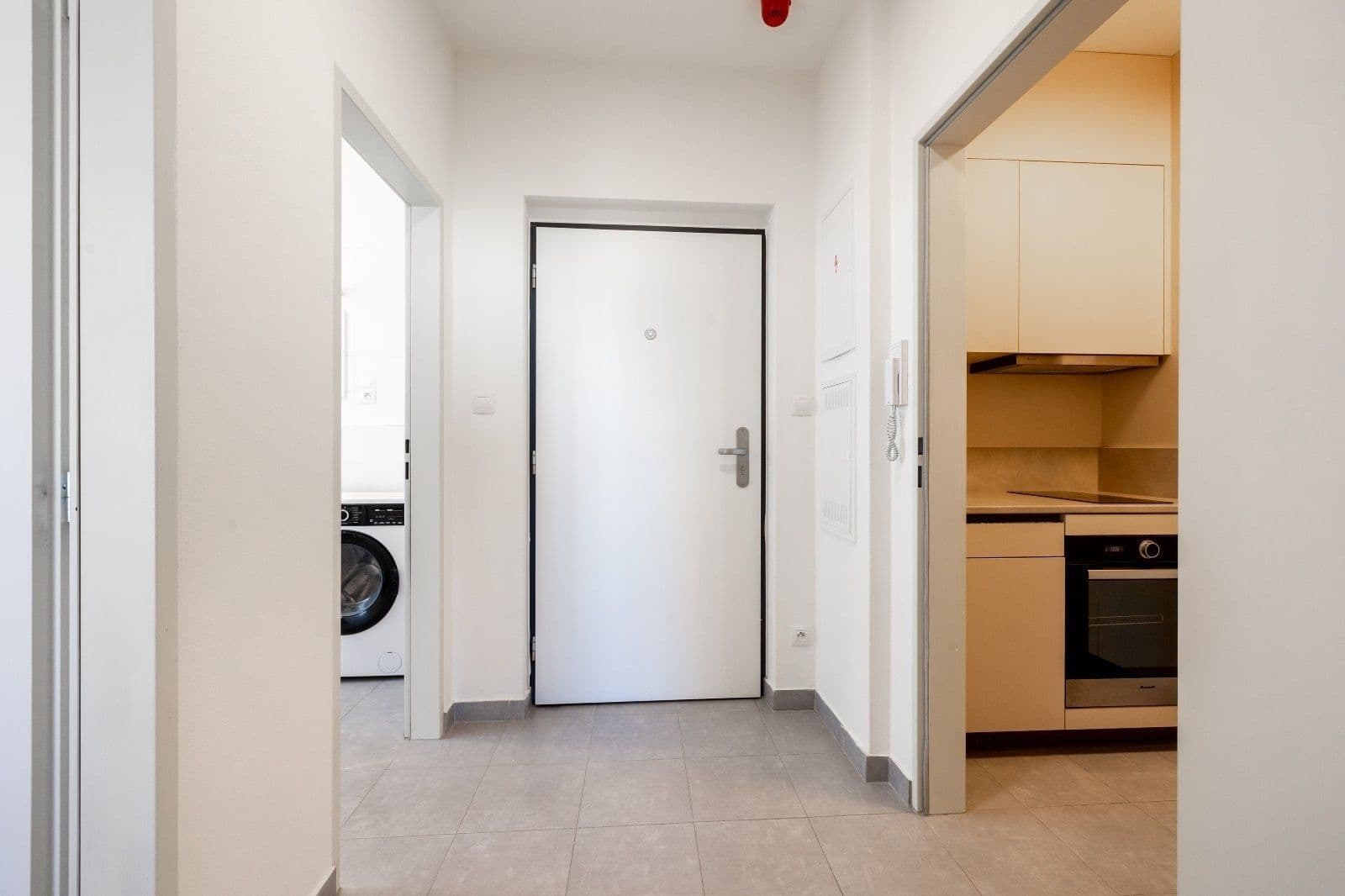 Pronájem bytu 2+1 43 m², Magisterská, Plzeň, Plzeňský kraj Pronájem bytu 2+1 43 m², Magisterská, Plzeň, Plzeňský kraj