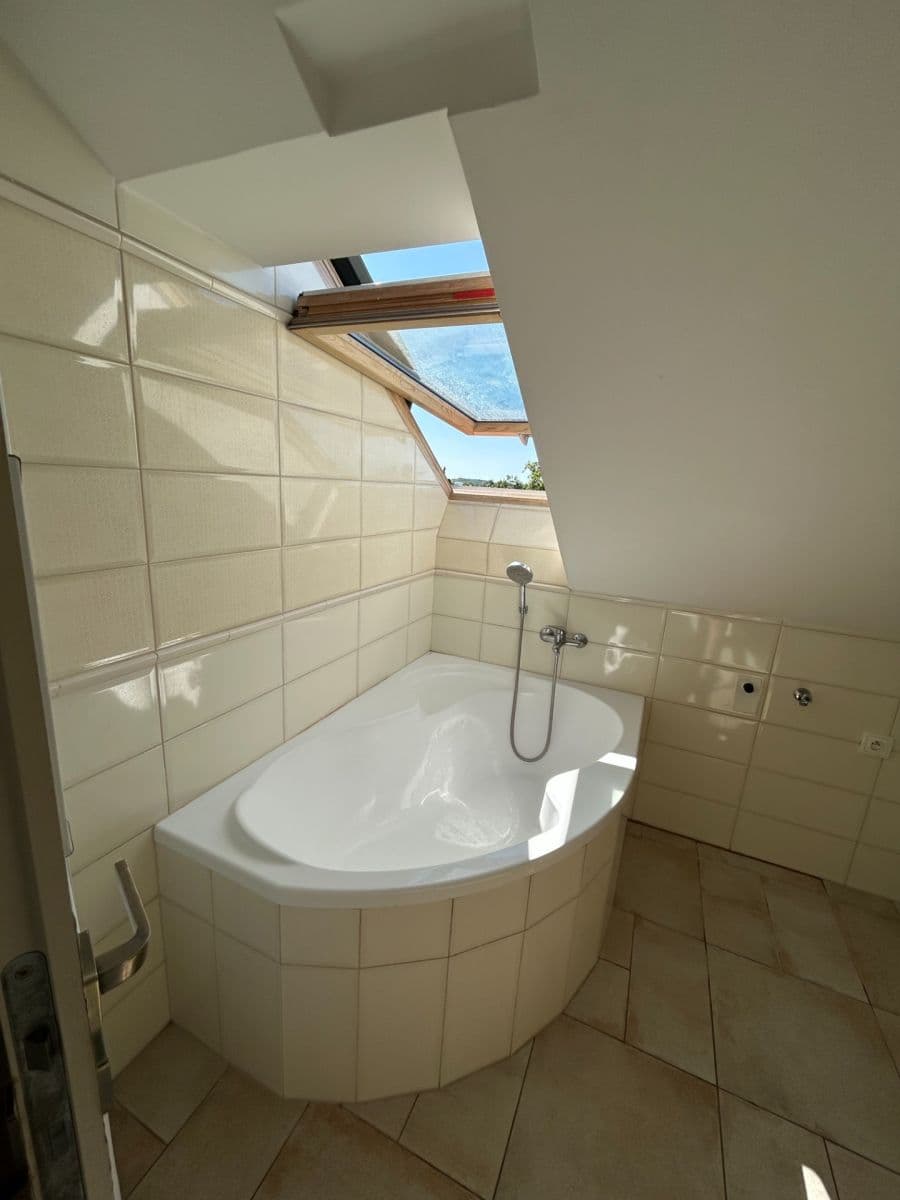 Pronájem bytu 2+kk 48 m², U Pivovaru, Dobříš, Středočeský kraj Pronájem bytu 2+kk 48 m², U Pivovaru, Dobříš, Středočeský kraj